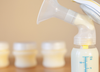 Hacks and Helps for the Breast-Pumping Mama