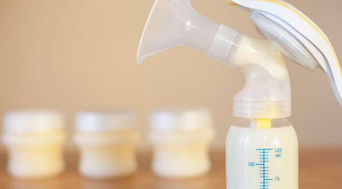 Hacks and Helps for the Breast-Pumping Mama
