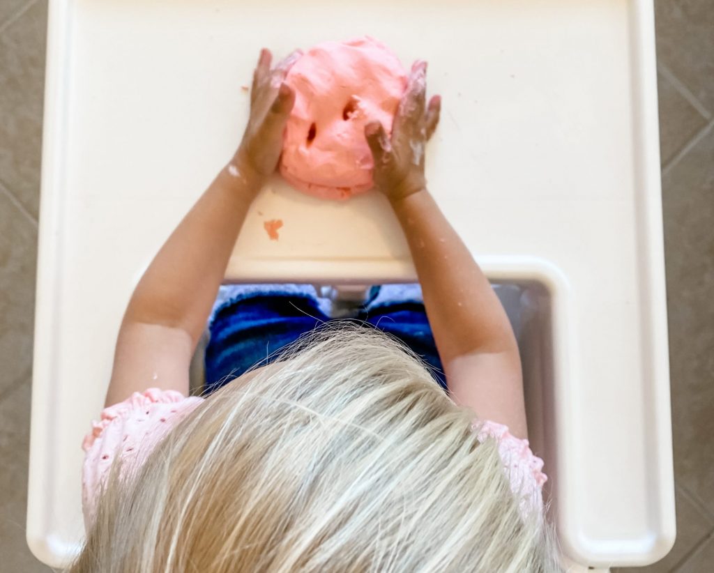5 Messy Play Ideas My Toddler Loved
