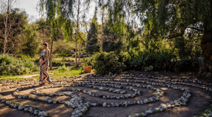 Labyrinths :: The Ultimate Life Metaphor to Keep You Sane